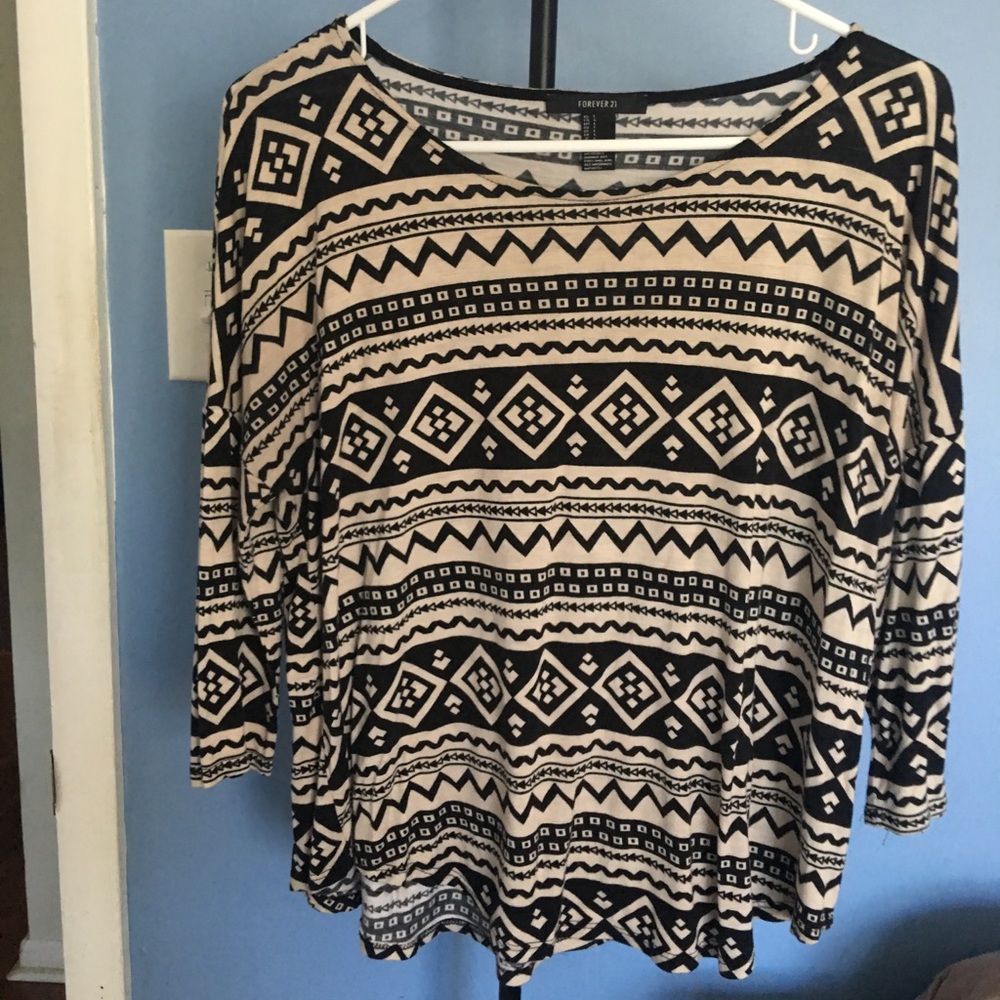 Forever 21 shirt 💕